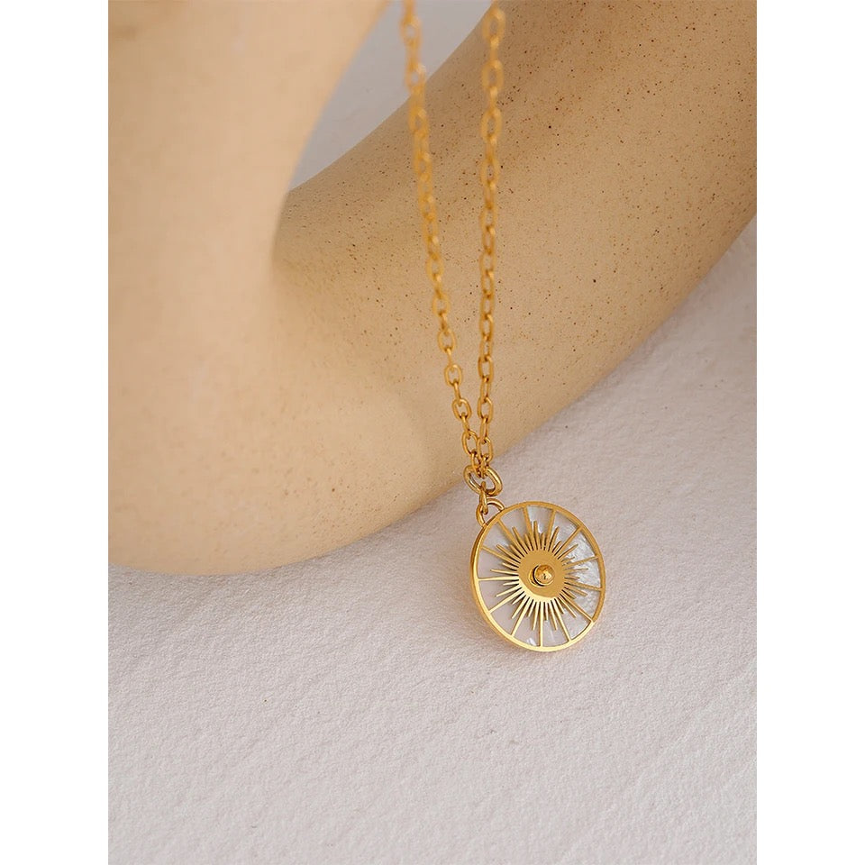 Dairimar Necklace