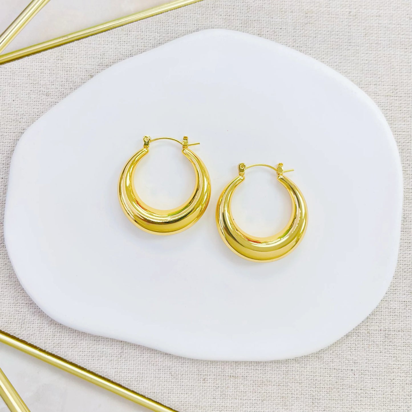 Tutis Earrings