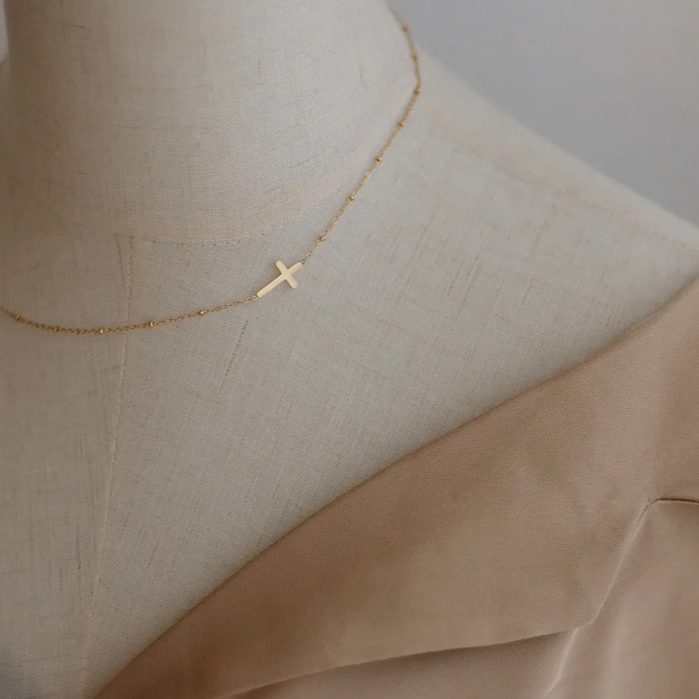 Virgen Maria Necklace