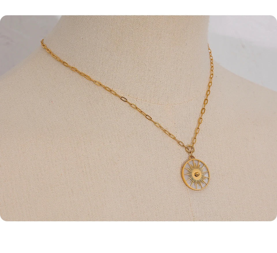 Dairimar Necklace