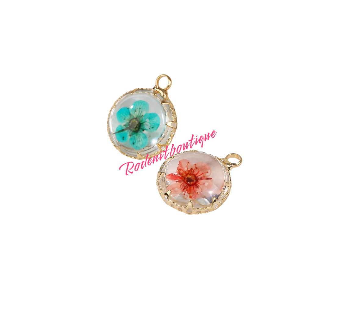 Flower charm