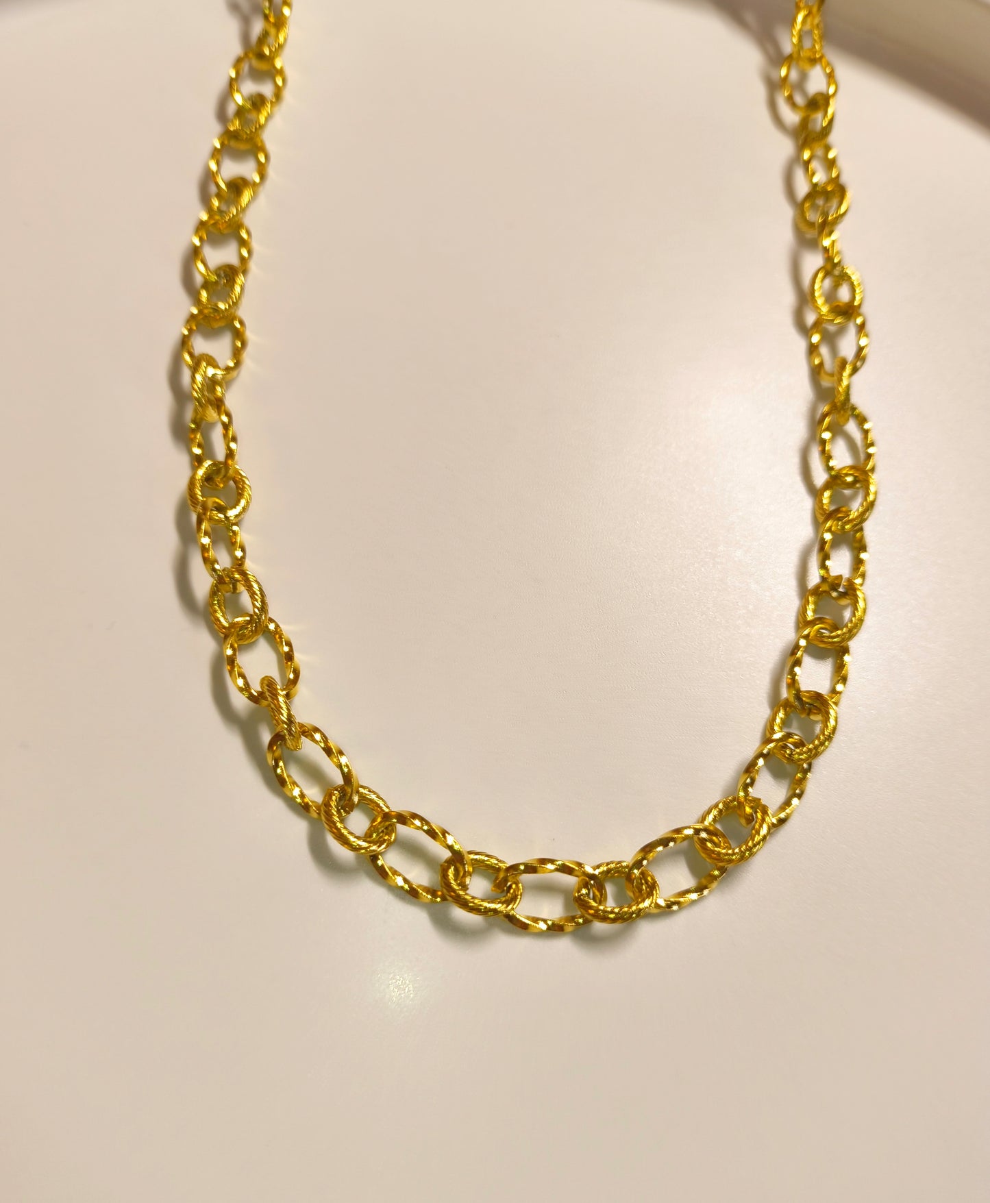 Yulis Necklace