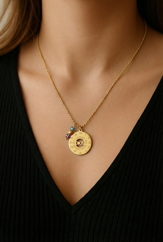 El Tiempo de Dios es perfecto Necklace Gold